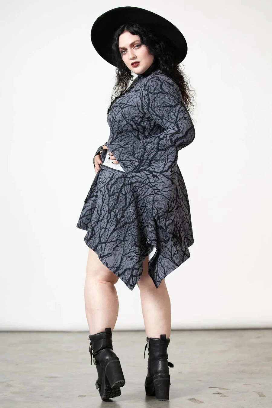 Robe KILLSTAR 'Divine Touch' 4 Robe KILLSTAR 'Divine Touch' – Image 2